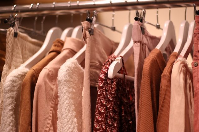 Les vêtements des créateurs de mode